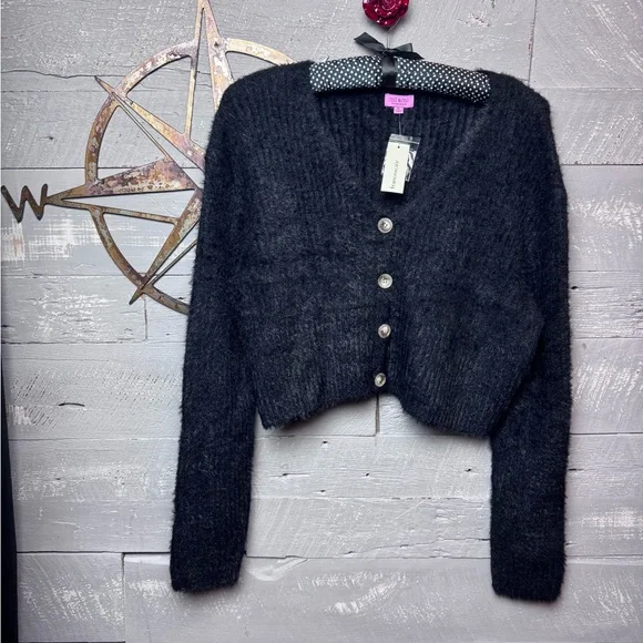 🔥 New Miami for francesca’s fuzzy cropped cardigan - Picture 4 of 7